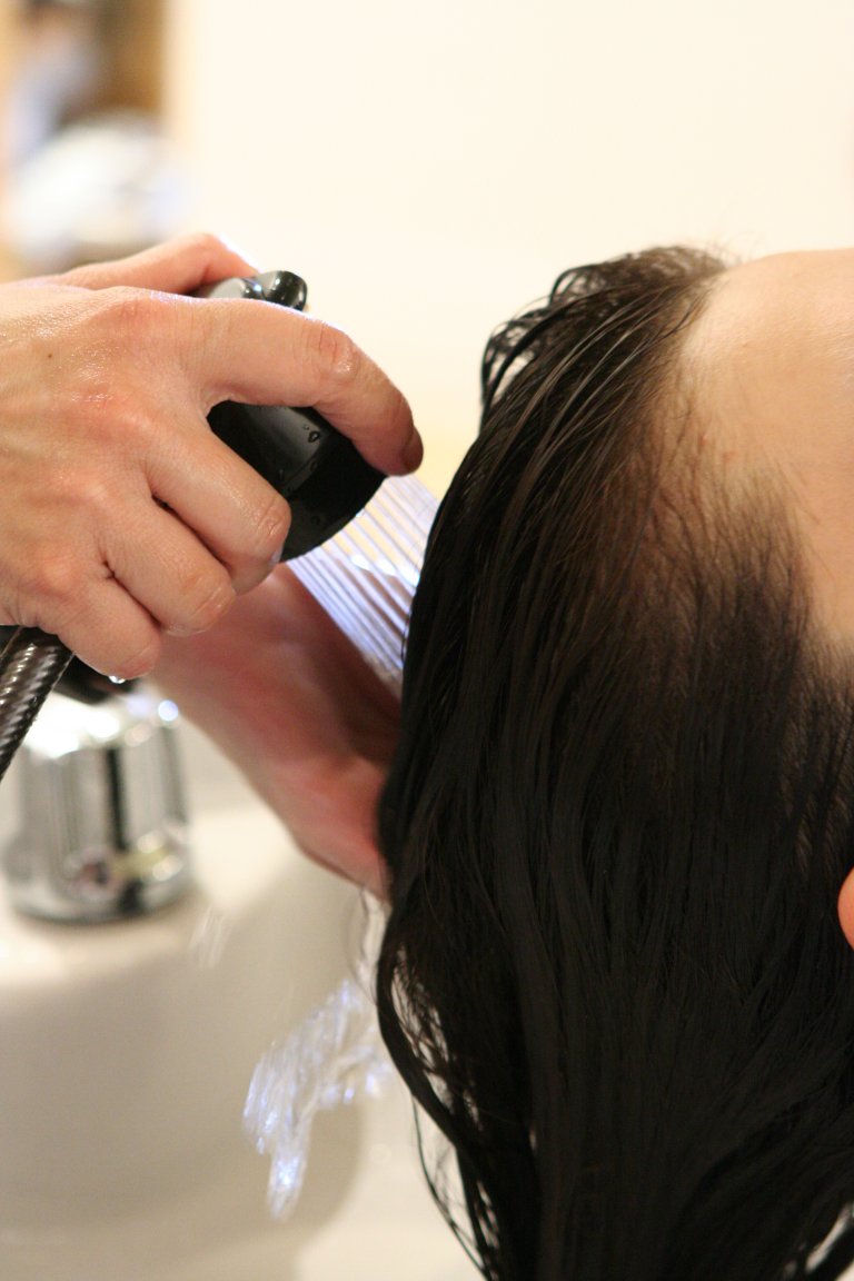 【公式】ミネコラパーフェクト3｜水素で髪質改善